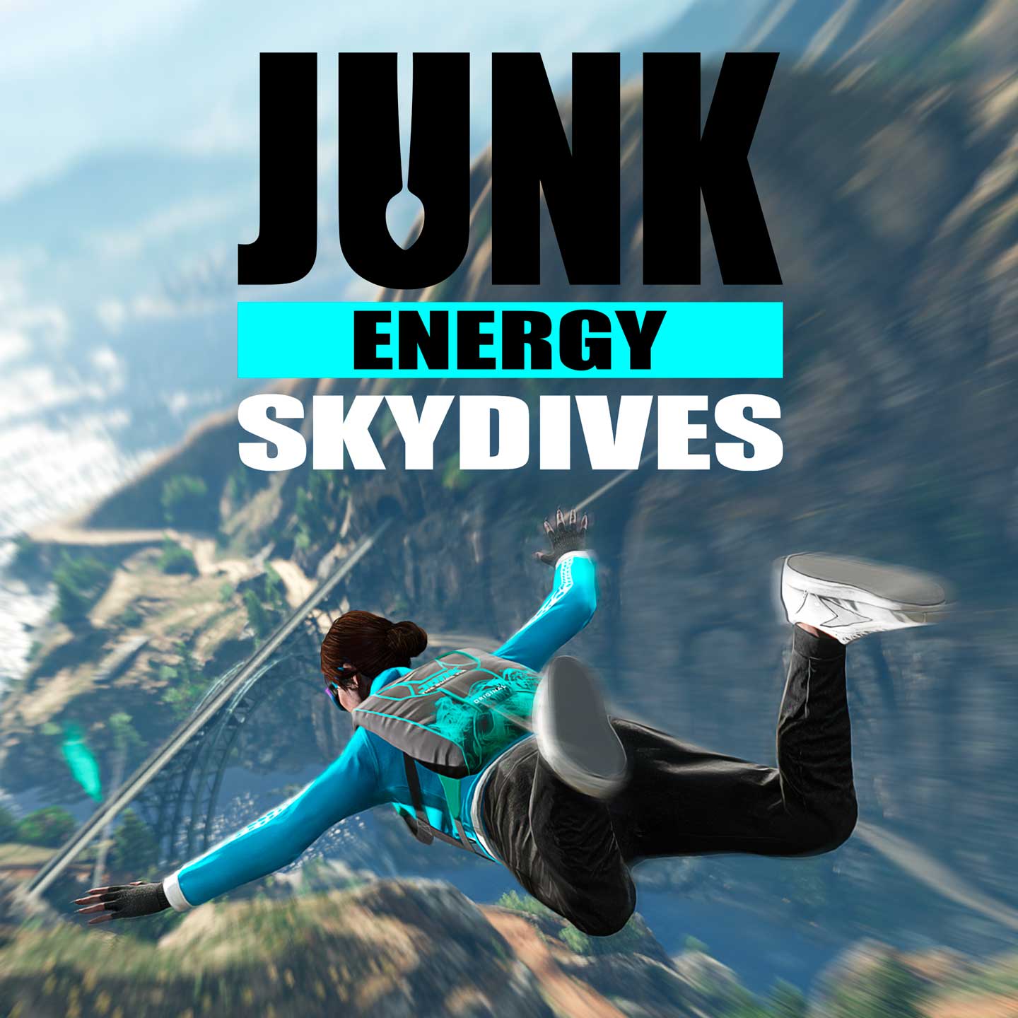 拉机能量高空跳伞活动海报上，一名 GTA 在线模式角色背着拉机能量品牌背包跳伞，穿越山间和桥路。