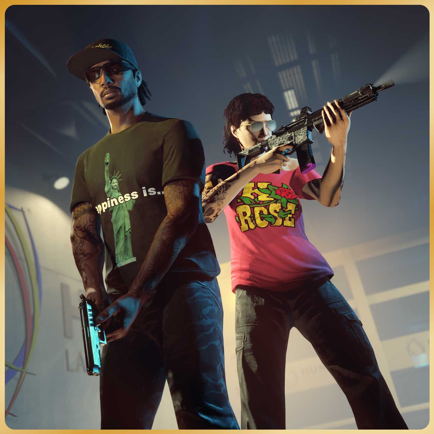 GTA 在线模式角色身穿 K 玫瑰和幸福女神 T 恤的图片